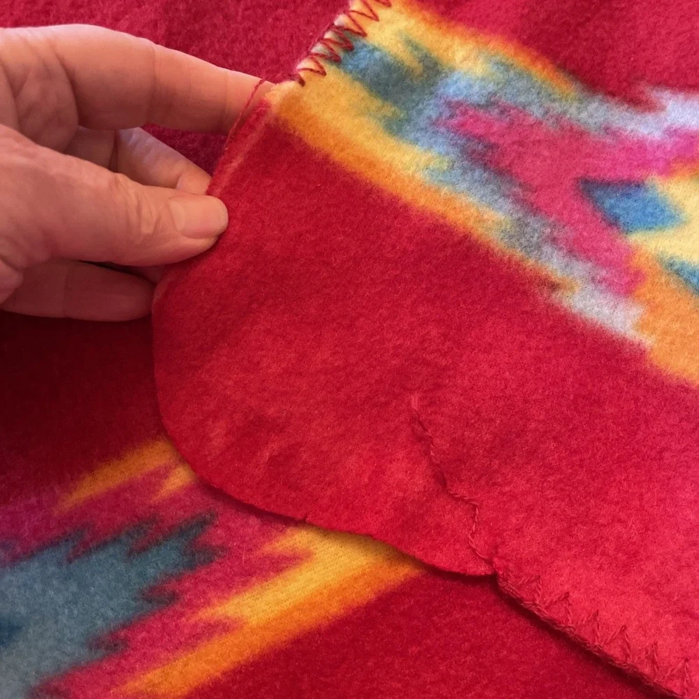 St‎ Labre Indian School Throw Blanket 32x48 Fleece Southwest Aztec Native Tribal